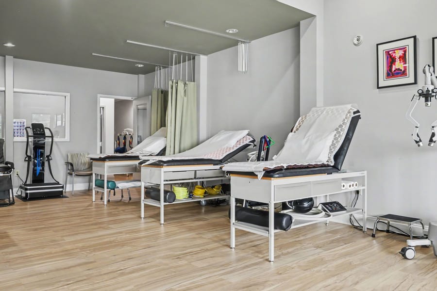 The spinal decompression area at Progressive Medical Center in Atlanta