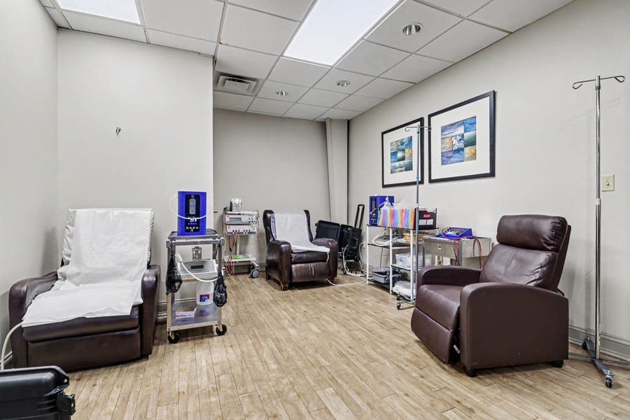 The endolaser treatment room at Progressive Medical Center in Atlanta
